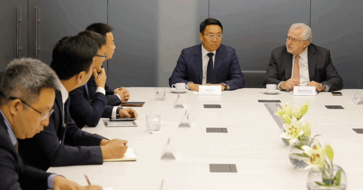 Codelco y Huawei sellan colaboración para desarrollar tecnologías innovadoras e impulsar la eficiencia operacional Codelco y Huawei sellan colaboración para desarrollar tecnologías innovadoras e impulsar la eficiencia operacional