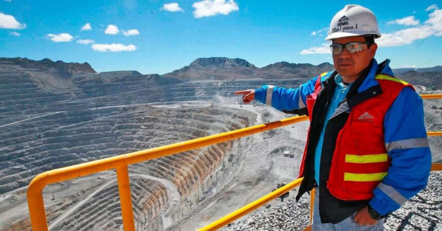 Perú: Daura Gold cierra la adquisición del proyecto de oro-plata epitermal Yanamina en Ancash