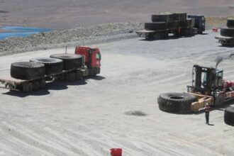 Minera Los Pelambres destaca eficiencia y cuidado neumáticos en operación minera