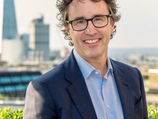 Simon Trott, nuevo director ejecutivo de Rio Tinto, apunta al éxito minero