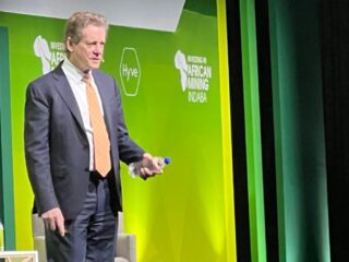 Friedland respalda el arancel al cobre de Trump: llamado a la autosuficiencia.
