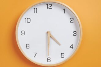 Cambio de hora en Chile: ¿cuándo adelantar el reloj en septiembre 2025?