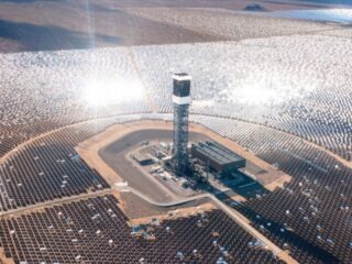 Millonaria planta termosolar Ivanpah cierra tras una década de tropiezos