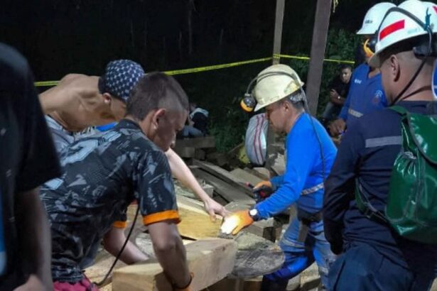 Rescatan a 18 mineros atrapados en mina ilegal de oro en Antioquia