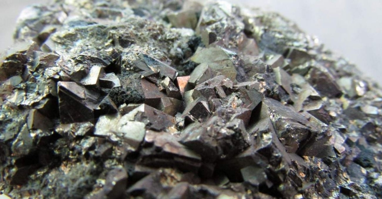 Geólogos descubren el mayor yacimiento de hierro del mundo, valorado en 5,6 billones de euros