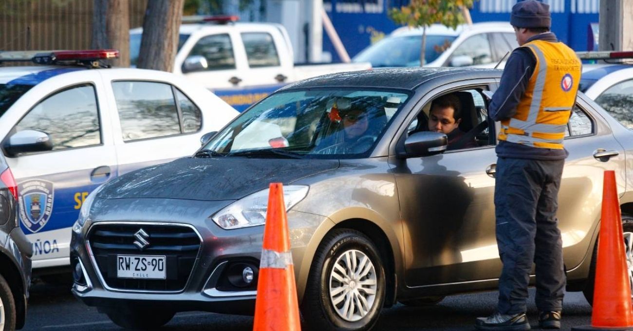 ¿Cómo saber si tu auto tiene restricción vehicular en 2025? Revisa con tu patente