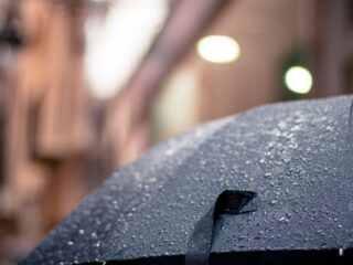 Río atmosférico extremo dejará más de 200 mm de lluvia y afectará a 13 regiones de Chile