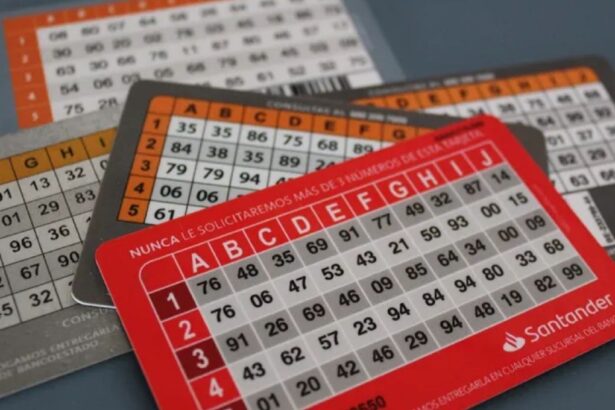 Adiós a las tarjetas de coordenadas: bancos en Chile dejarán de usarlas desde agosto