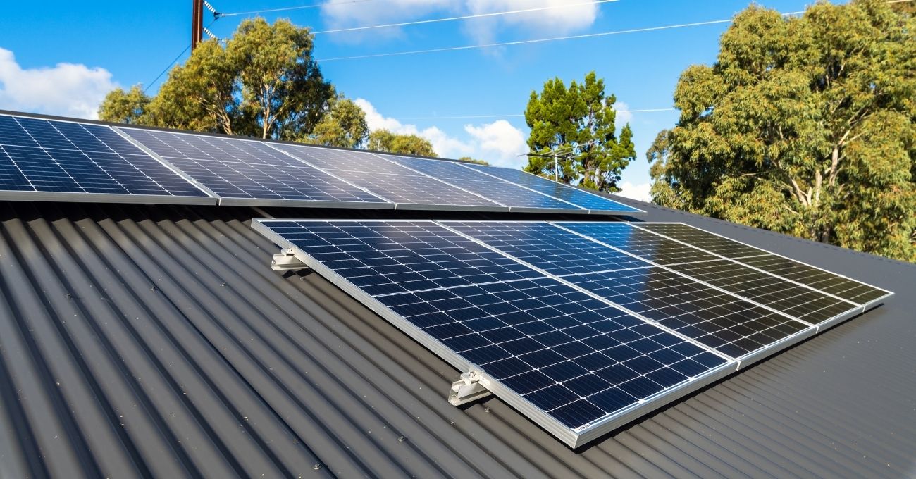 Energía solar en invierno: una alternativa eficiente ante el alza de tarifas eléctricas