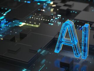 ChatGPT y Gemini: dos modelos de IA con estrategias opuestas