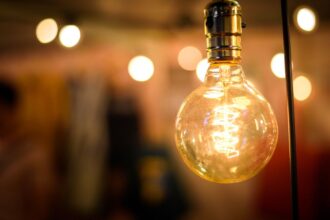 Aumento en las tarifas eléctricas: qué aparatos elevan más el consumo y cómo reducirlo