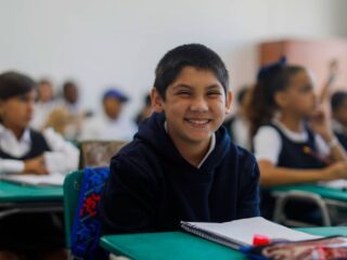 Fechas de retorno a clases por región tras adelanto del receso invernal 2025