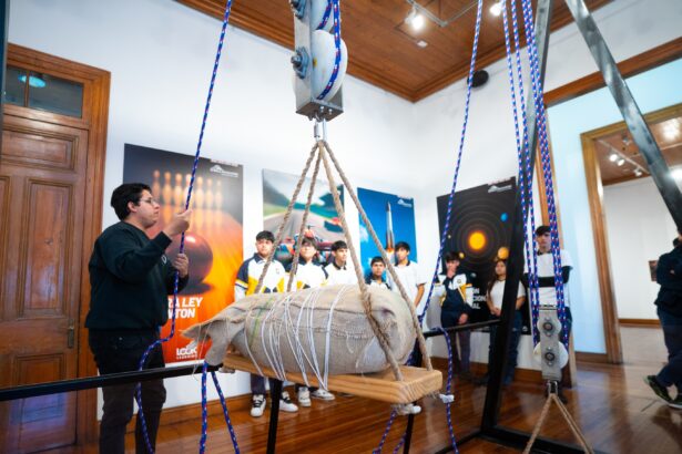 7 mil visitantes: “Museo Newton” es un éxito en Sala de Arte Casa Collahuasi