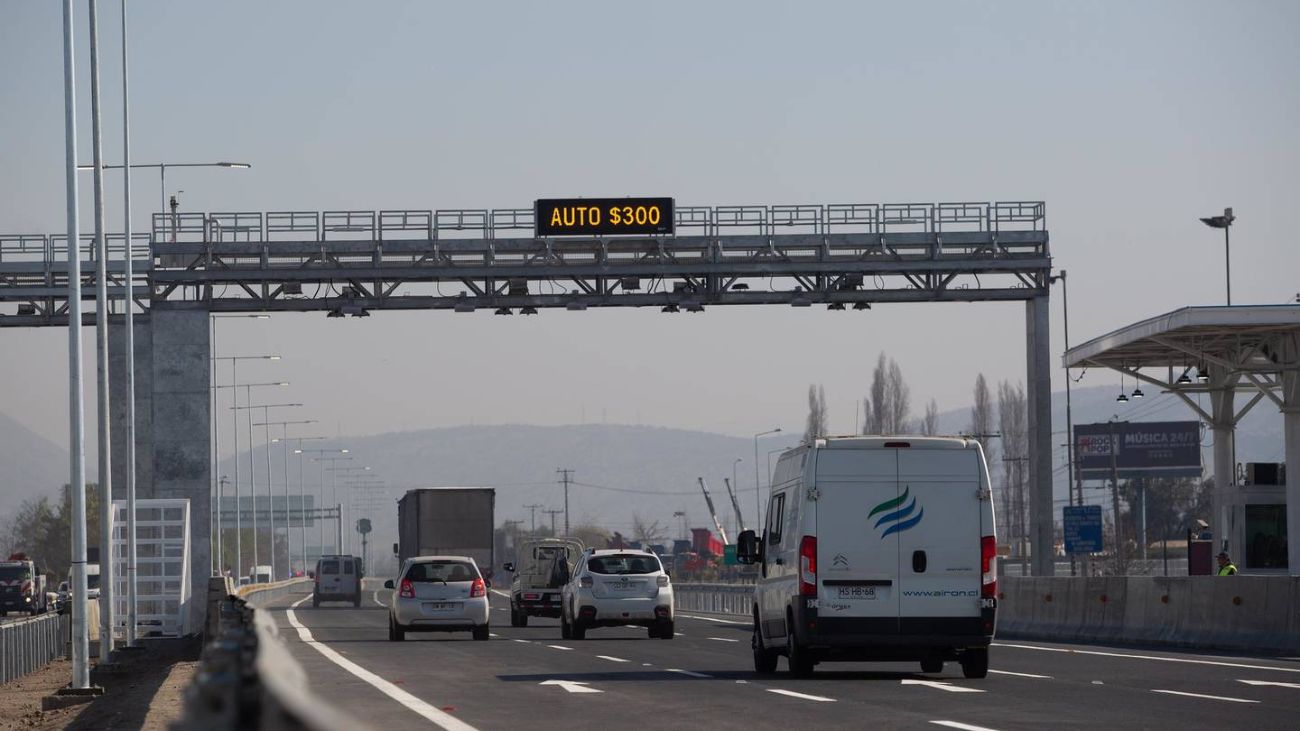 ¡Atención Conductores! Nuevo Sistema de Cobro en Autopistas: Adiós al PDUI, Bienvenido el Pago Tardío de Transacciones