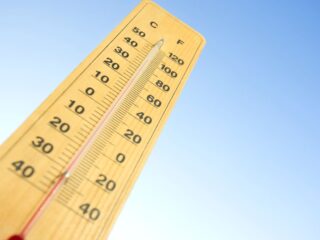 Alerta de Ola de Calor en el Sur de Chile: Altas Temperaturas Afectarán Cinco Regiones Cordilleranas Esta Semana