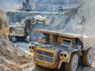 Descubrimiento Clave en Perú: Proyecto Santas Gloria Revela Extensa Zona de Sulfuros en Pozo SG017