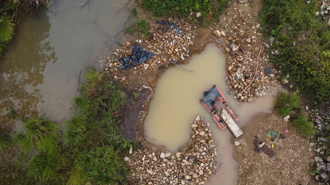 Minería Legal en Ecuador: Entre Beneficios Económicos y Retos Ambientales, ¿Cuál es el Verdadero Costo?