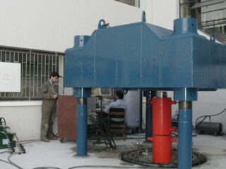 **"Revolucionario Equipo Triaxial en Chile: Clave para Megaestructuras Seguras en América Latina"**