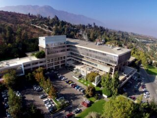Oportunidades de Empleo en Dipreca: Sueldos de Hasta $3,2 Millones en el Hospital de Carabineros de Chile