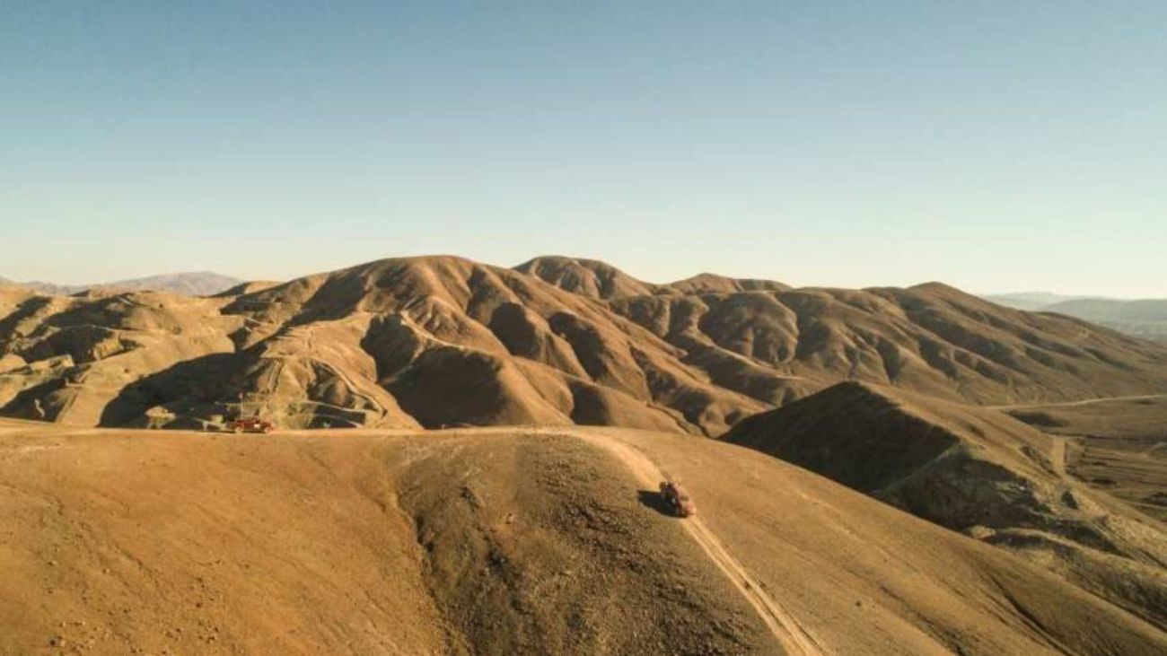 Descubrimiento Revolucionario: Marimaca Copper Destapa Potencial de Clase Mundial en Pampa Medina con Intersecciones de Cobre Extraordinarias