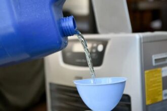 ENAP Anuncia Reducción en el Precio de la Parafina: Impacto y Detalles para los Consumidores