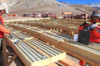 Inversión de $52 Millones Impulsa Proyecto Minero en Tierra Amarilla: Norte Abierto Explorará Potencial de Oro y Cobre en Atacama