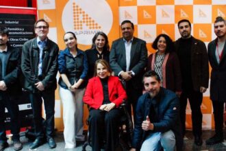 Urock y Fundación MinInnova congregan a miles en Universidad Diego Portales: un enfoque en sostenibilidad y diversidad minera