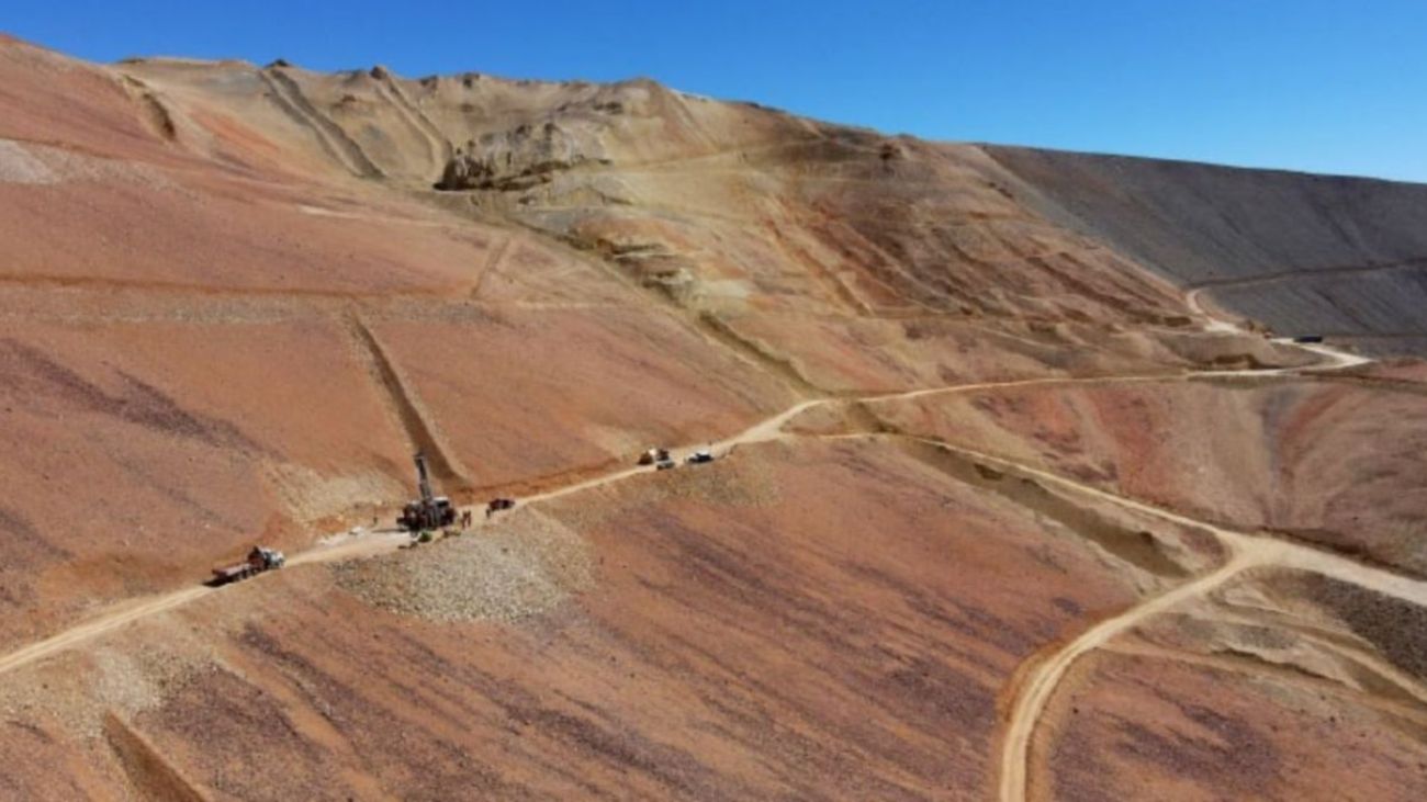 ATEX Resources descubre extensa mineralización de cobre en Proyecto Valeriano, Chile: Intercepta 104 metros de 1,06% CuEq