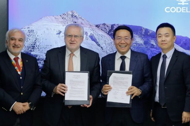 Codelco y Huawei Firman Acuerdo para Revolucionar la Minería con Inteligencia Artificial y Transformación Digital