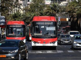Descuento del 50% en Transporte Público para Mayores de 65: Cómo Solicitarlo y Requisitos