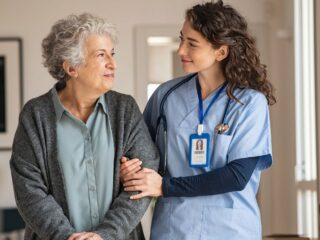Guía Completa para Obtener la Credencial de Persona Cuidadora en Chile: Beneficios y Proceso de Solicitud
