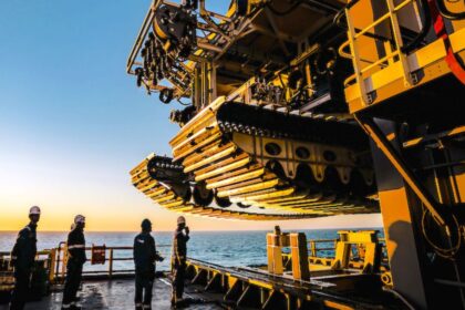 Lockheed Martin Impulsa Minería Submarina en Pacífico para Dominar Suministro de Materias Primas Estratégicas