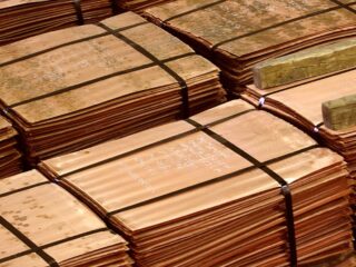 Expertos Convocados para Definir Precio del Cobre y PIB No Minero en Presupuesto 2026