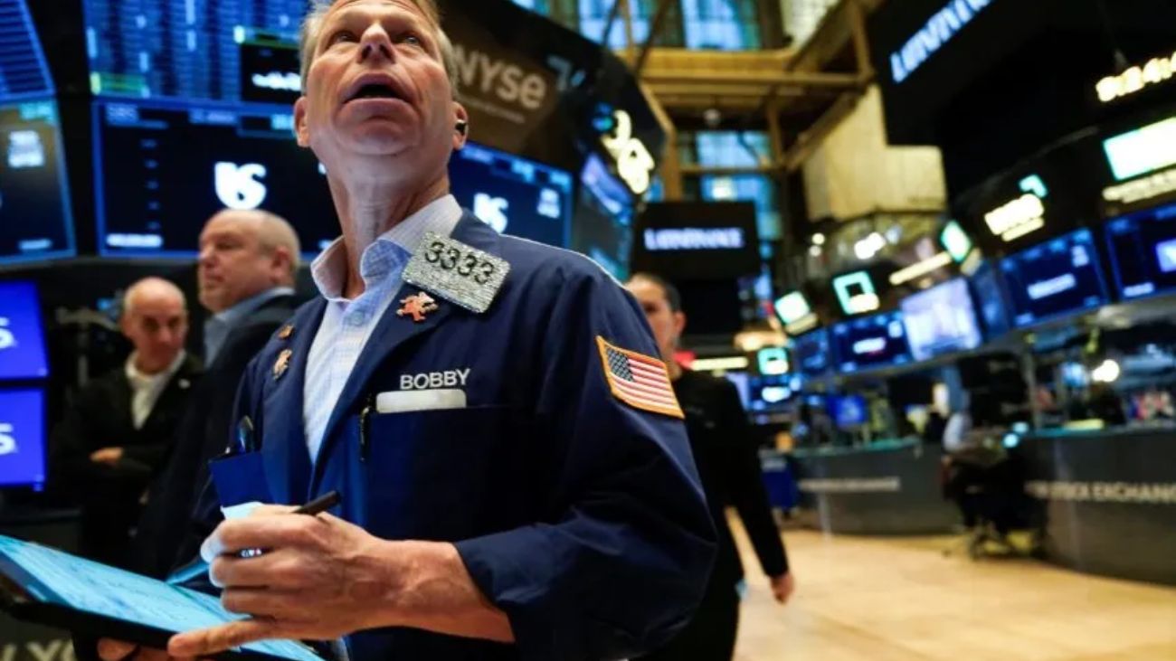 Nasdaq logra máximo histórico en Wall Street mientras otros índices caen tras dato de inflación