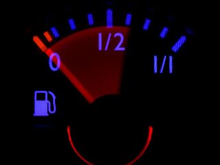 Nuevas variaciones combustibles Chile: bajas gasolinas, alzas diésel y kerosene