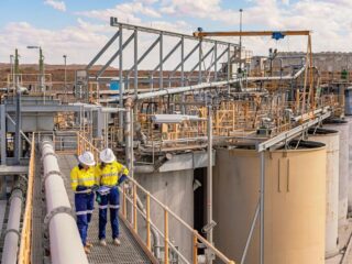 Newmont vende participaciones en Greatland y Discovery Silver por $470 millones