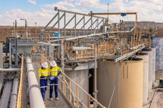 Newmont vende participaciones en Greatland y Discovery Silver por $470 millones