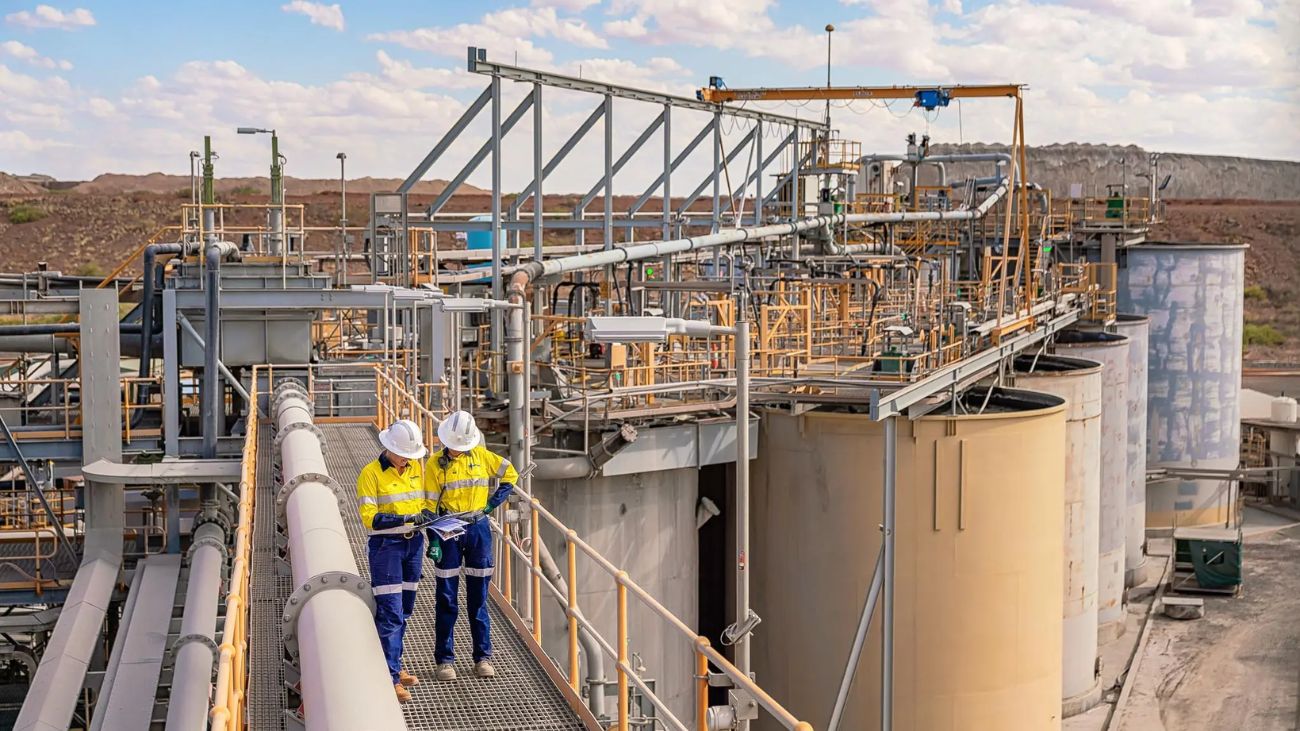 Newmont vende participaciones en Greatland y Discovery Silver por $470 millones