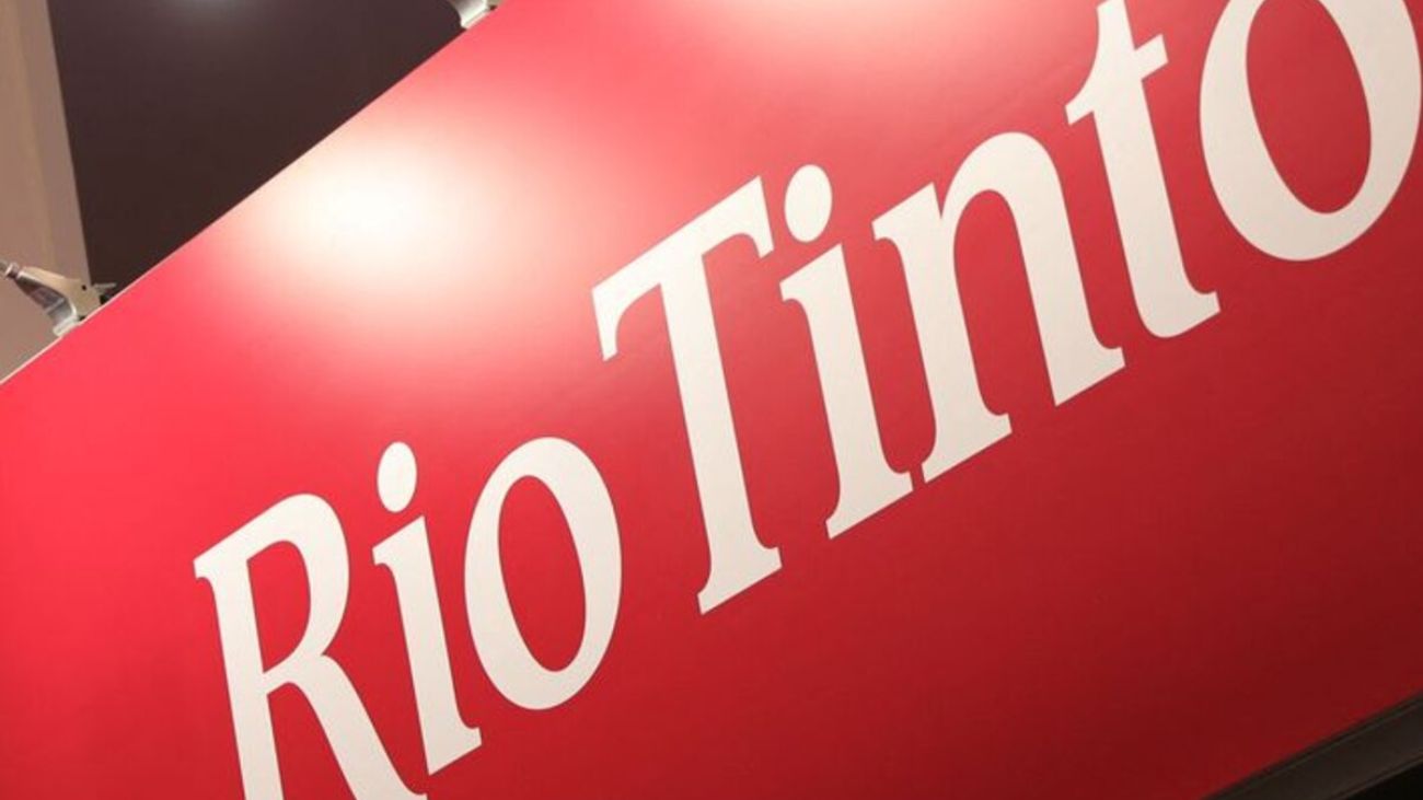 Fuerte impulso del mineral de hierro y envíos de Rio Tinto Group