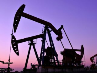 Expansión de exportaciones de petróleo venezolano a pesar de desafíos geopolíticos