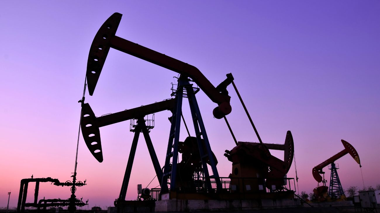 Expansión de exportaciones de petróleo venezolano a pesar de desafíos geopolíticos