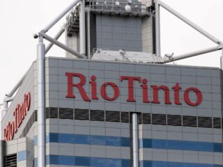 Gina Rinehart presiona a Rio Tinto por sede en Australia Occidental