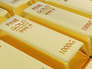 Analistas prevén un alza del 27.3% en el precio del oro