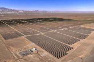 Presidenta de Perú inaugura Central Solar San Martín en Arequipa: la planta fotovoltaica más grande del país con 253 MW y una inversión de 179 millones USD