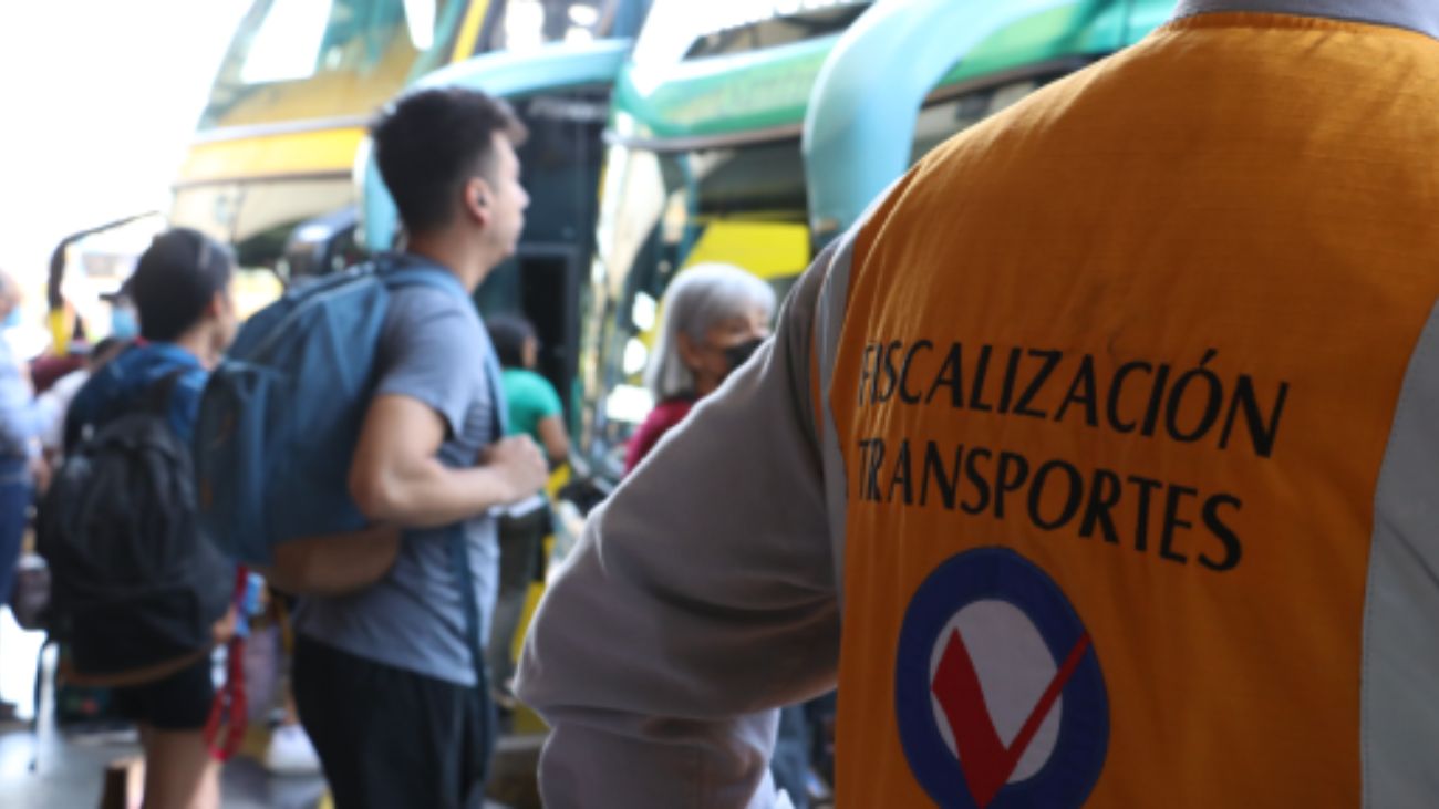 Sueldos superan los $3,6 millones: Conoce las ofertas de trabajo del Ministerio de Transportes y cómo postular