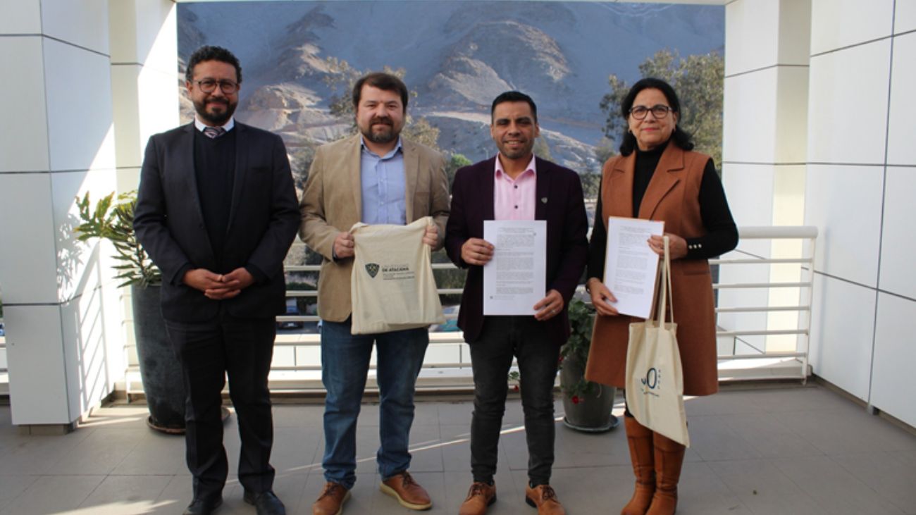 Convenio SEA y Universidad de Atacama impulsa pasantías en derecho ambiental y administrativo