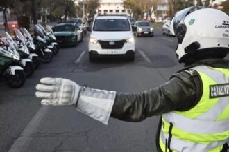 Santiago Implementa Restricción Vehicular hasta Agosto para Combatir la Contaminación: Detalles y Calendario Completo