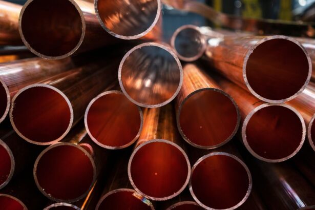 Alza récord en precio del cobre por inminente aplicación de aranceles