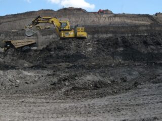 Centerra Gold adquiere el 9.9% de las acciones de Midland Exploration