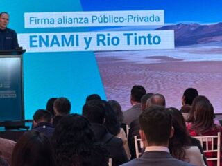Enami y Rio Tinto firman acuerdo estratégico para proyecto litio en Atacama